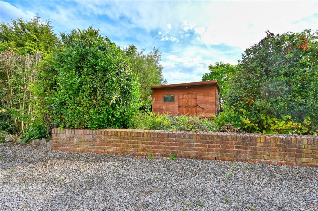6 bedroom bungalow for sale in Burtree Lane, Darlington, DL3