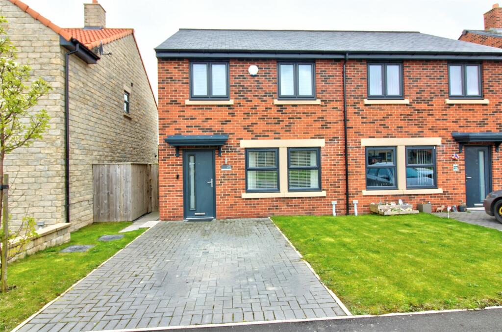 3 bedroom semidetached house for sale in Kieran Maxwell Lane