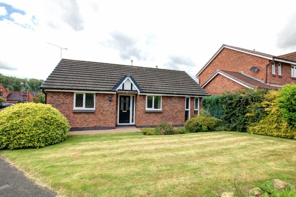 2 bedroom bungalow for sale in Malvern Way, Newton Aycliffe, County