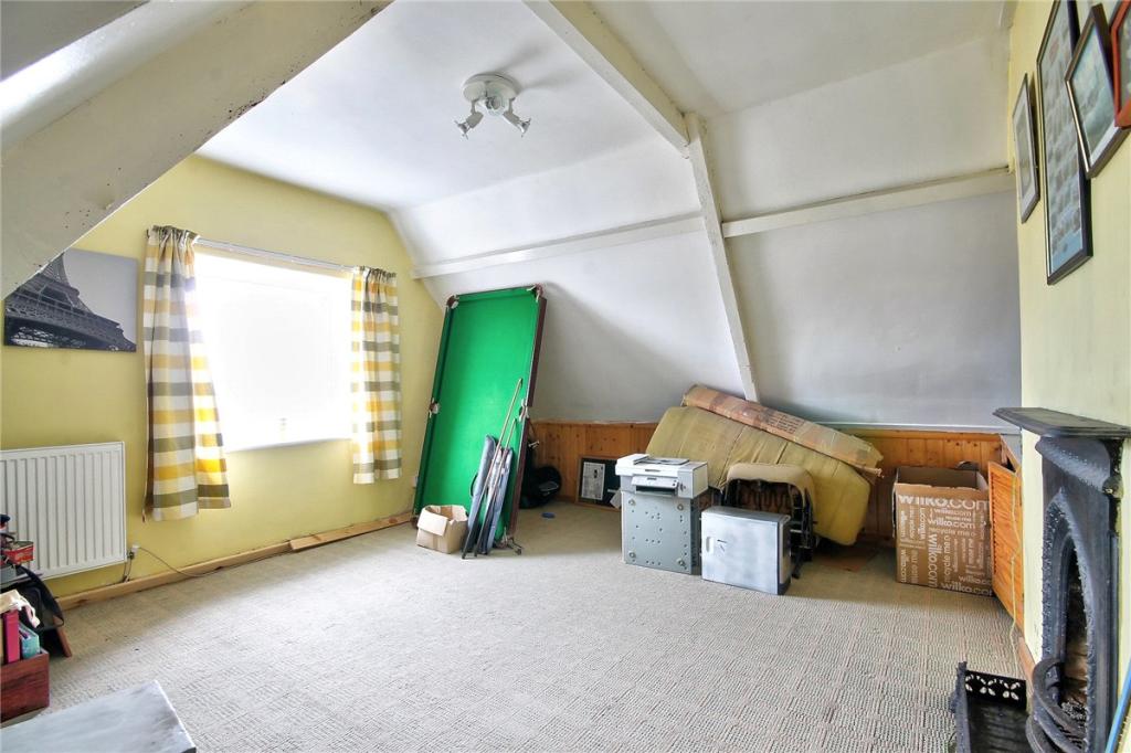 8 bedroom semidetached house for sale in Red Rose Terrace, Chester Le