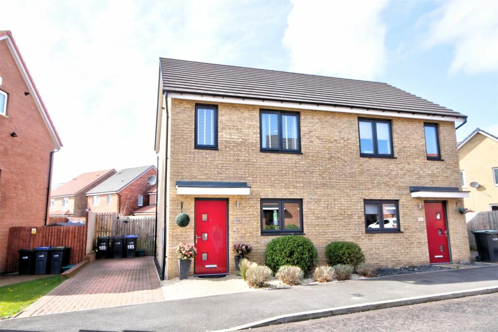 2 bedroom semidetached house for sale in Wanstead Crescent, Chester Le