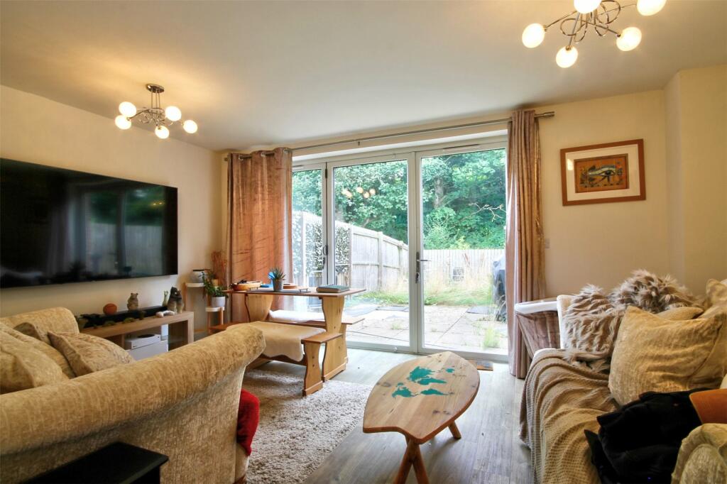 Additional property image - Highbury Close, Chester Le Street, County Durham, DH3