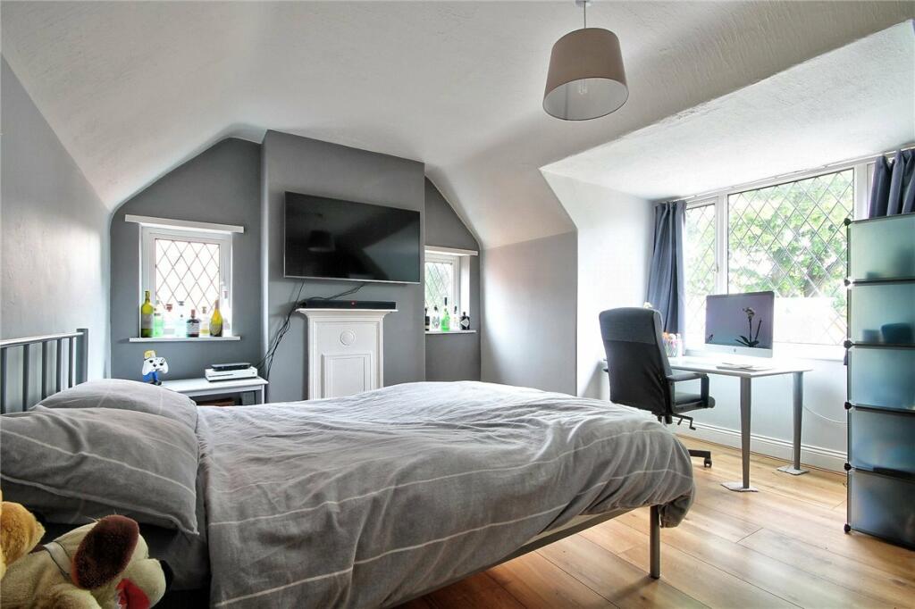 Additional property image - Lindisfarne Avenue, Holmlands Park, Chester le Street, DH3