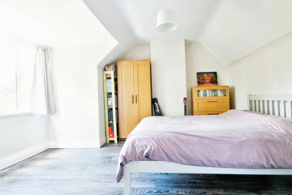 Additional property image - Lindisfarne Avenue, Holmlands Park, Chester le Street, DH3