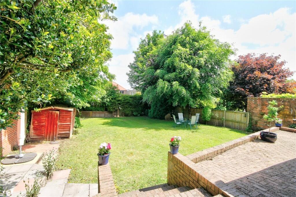 Additional property image - Lindisfarne Avenue, Holmlands Park, Chester le Street, DH3