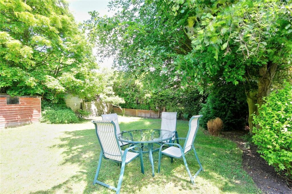 Additional property image - Lindisfarne Avenue, Holmlands Park, Chester le Street, DH3
