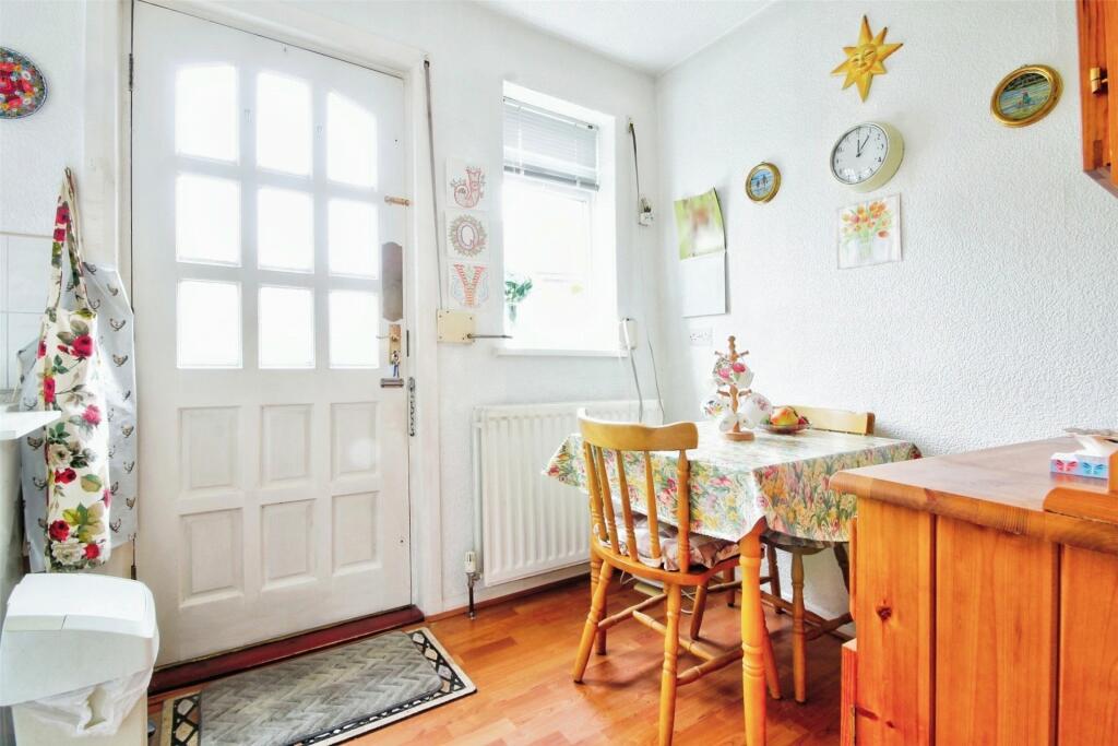 Additional property image - Highfield Gardens, Chester Le Street, County Durham, DH3