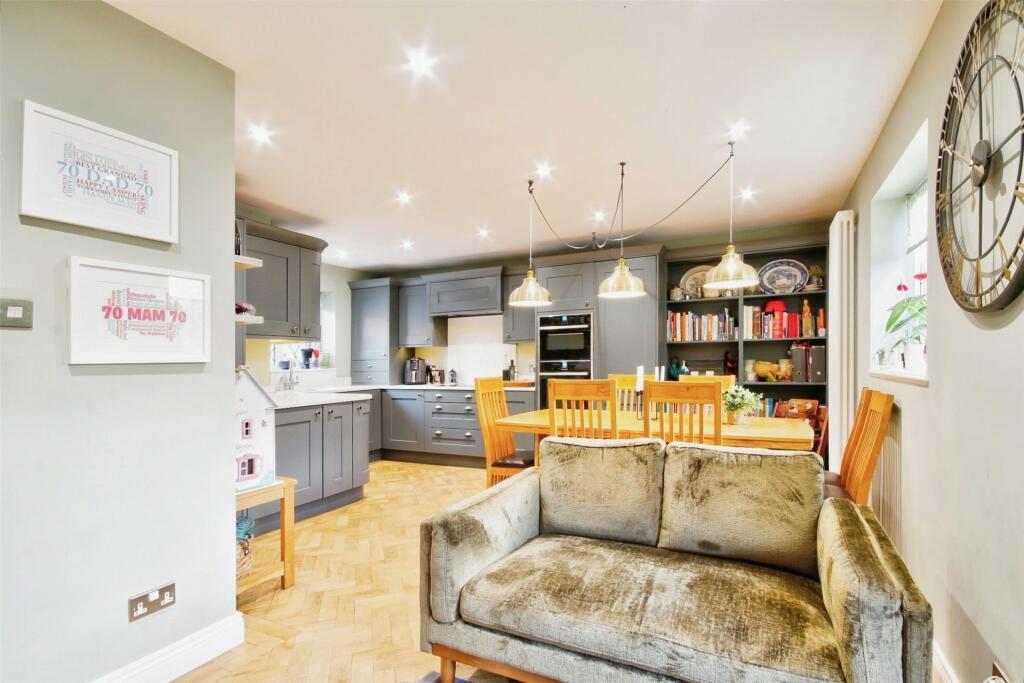 Additional property image - Dovecote Farm, Waldridge Lane, Chester Le Street, DH2