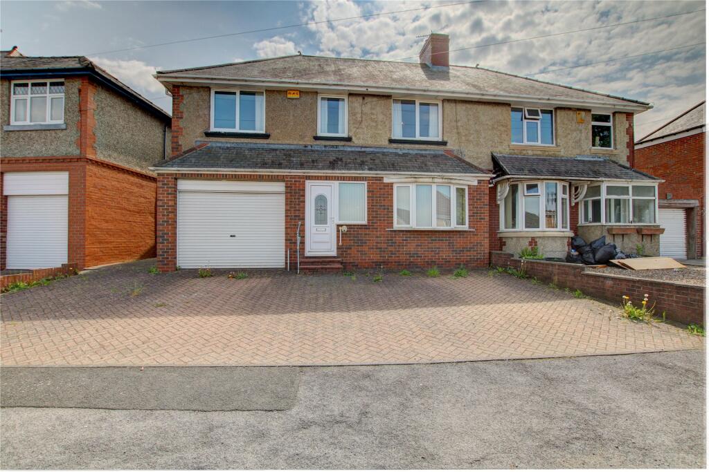 4 bedroom semidetached house for sale in Consett Park Terrace, Consett