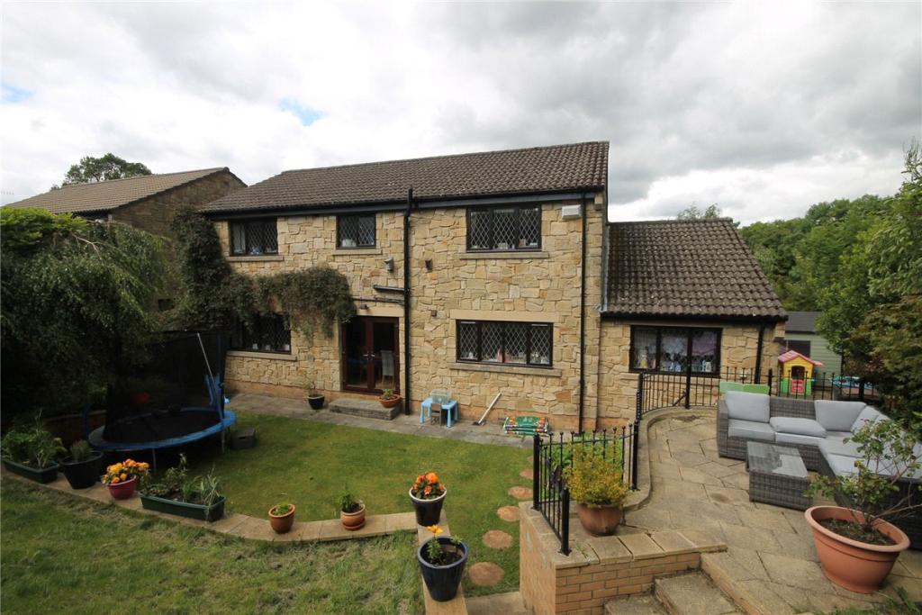4 bedroom detached house for sale in Goodwood Close, Shotley Bridge, Consett, DH8