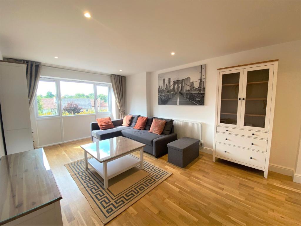 1 Bedroom Flat For Rent In Southgate Street Bury St Edmunds Ip33