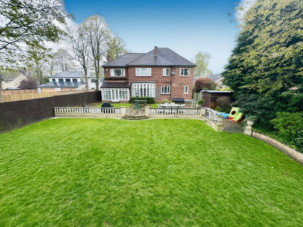 5 bedroom house for sale in Darlington Road, Hartburn, Stockton, TS18