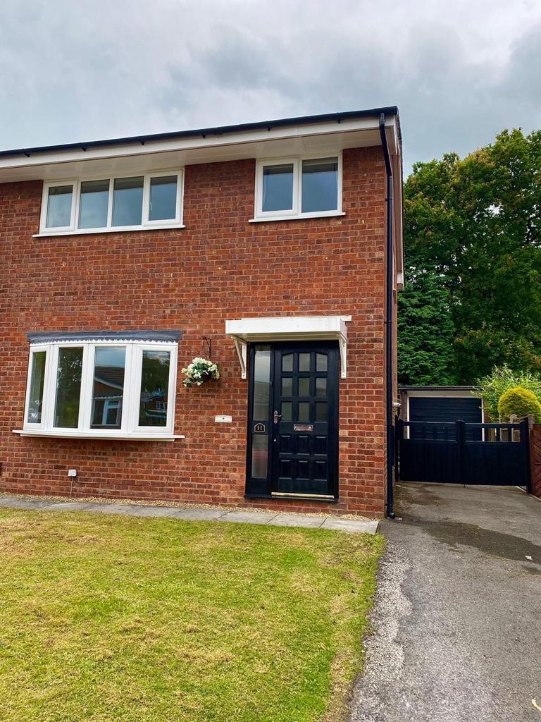 Main image of property: Brookhouse Close, Macclesfield, Cheshire, SK10