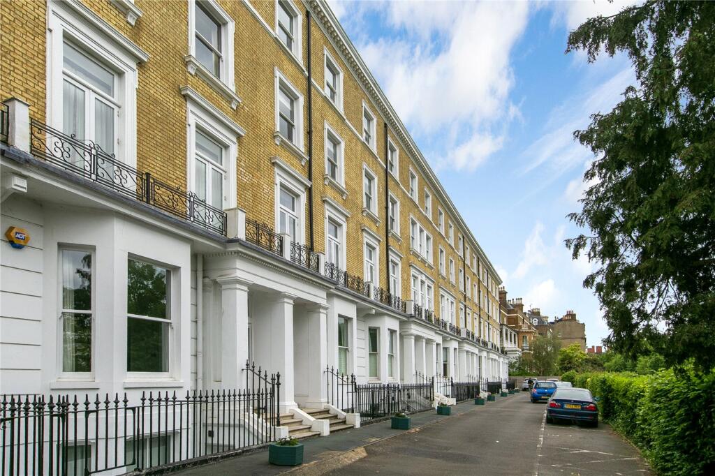 Main image of property: Stuart Court, Richmond Hill, Richmond, Surrey, TW10