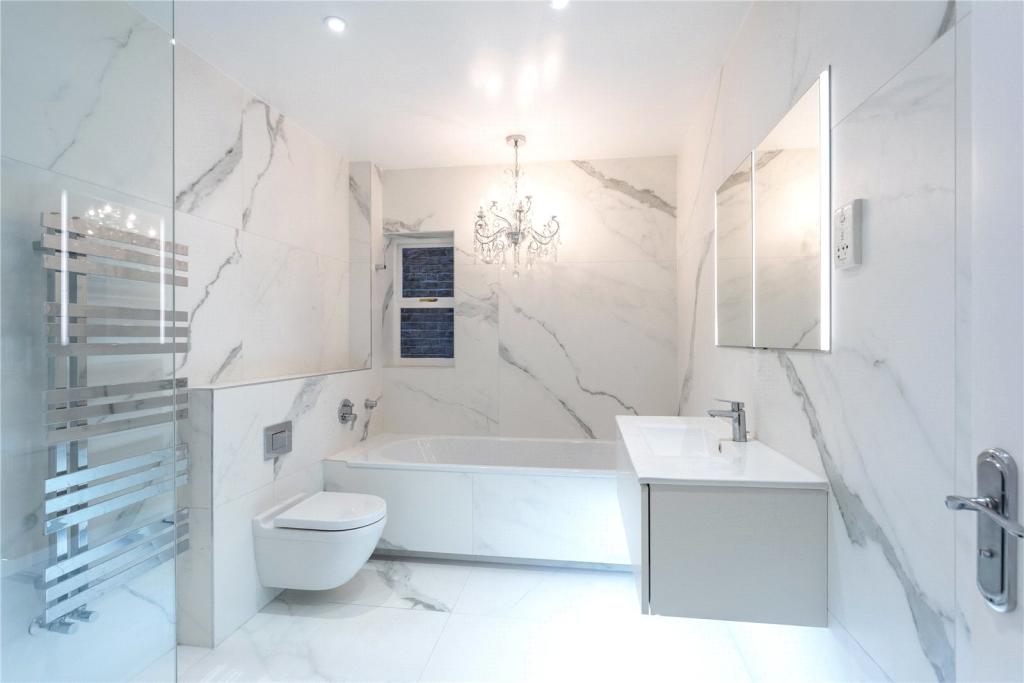 4 bedroom detached house for sale in Chisholm Road, Richmond, TW10