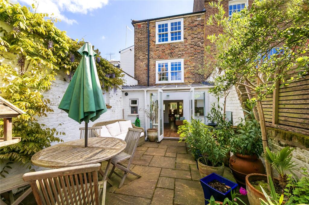 Main image of property: Petersham Road, Richmond, TW10
