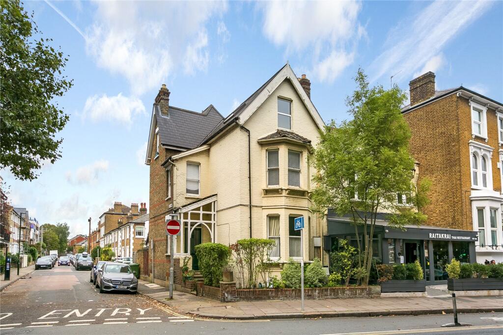 Main image of property: Kew Road, Richmond, TW9