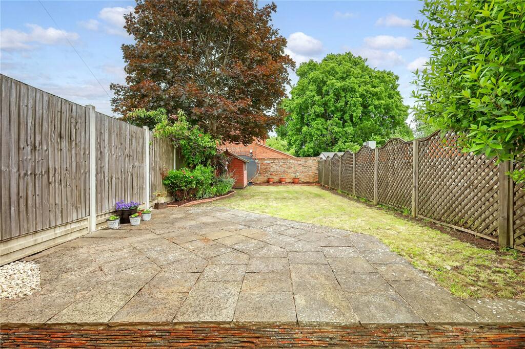 Additional property image - New London Road, Chelmsford, Essex, CM2
