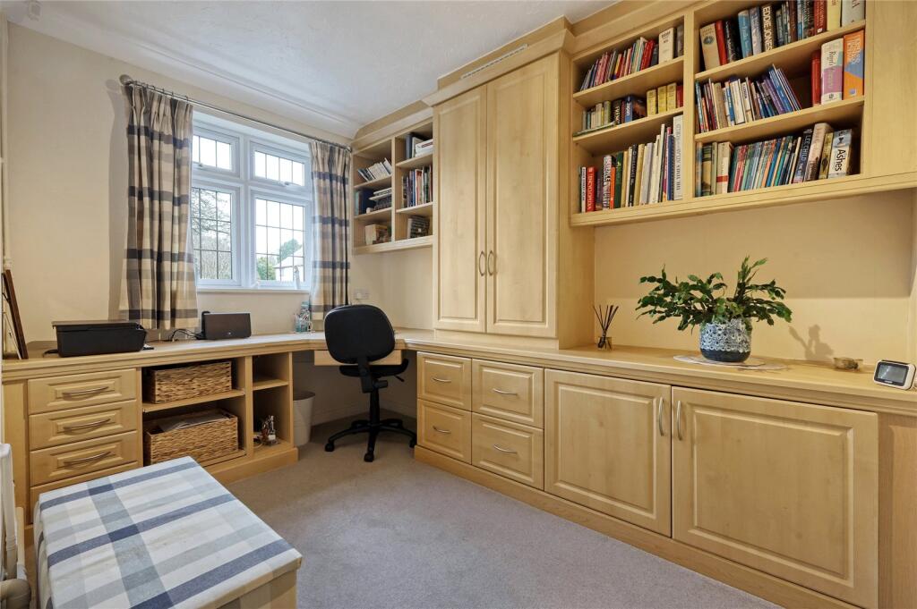 Additional property image - Galleywood Road, Great Baddow, Chelmsford, Essex, CM2