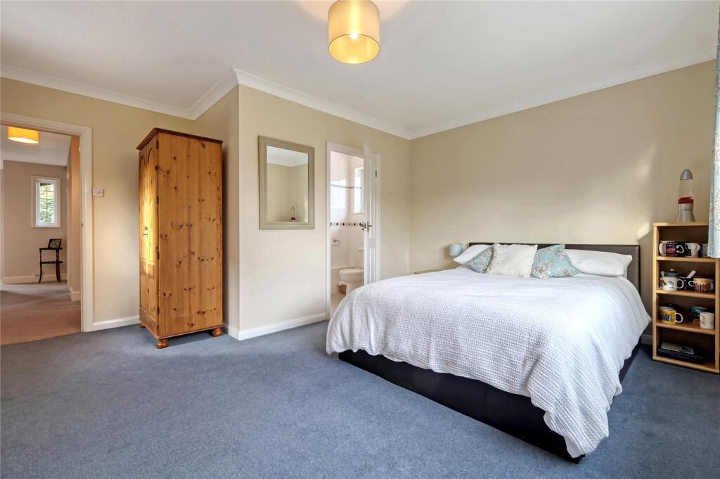 Additional property image - Galleywood Road, Great Baddow, Chelmsford, Essex, CM2