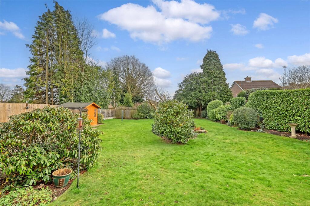 Additional property image - Galleywood Road, Great Baddow, Chelmsford, Essex, CM2
