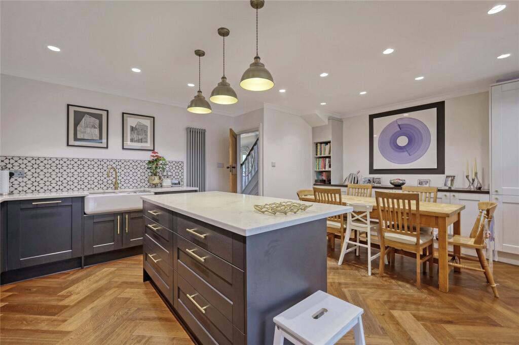 Additional property image - Widford Grove, Chelmsford, Essex, CM2