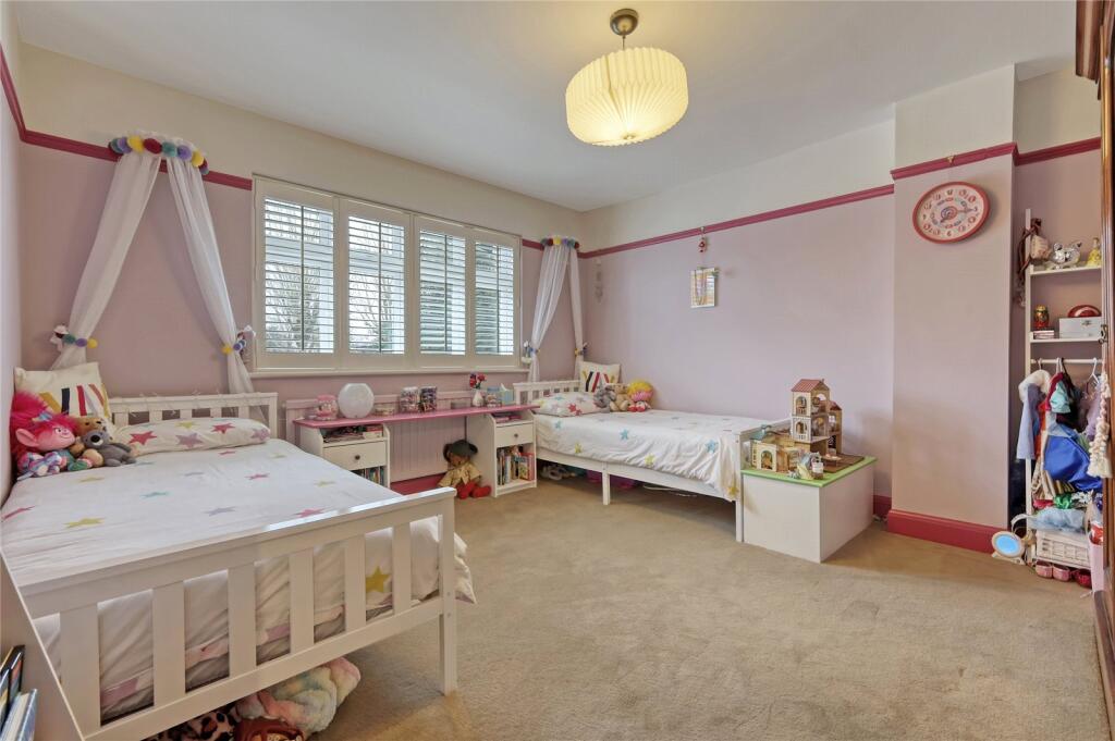 Additional property image - Widford Grove, Chelmsford, Essex, CM2