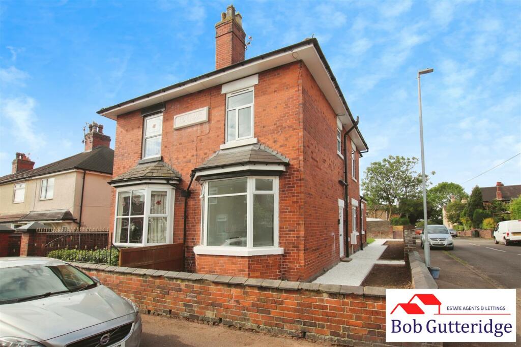 3 bedroom semidetached house for sale in Templar Terrace, Porthill