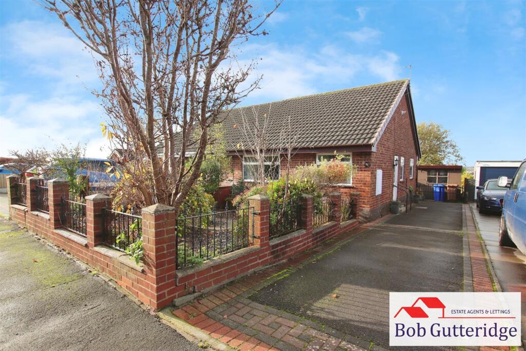 Main image of property: 22 Liskeard Close, Eaton Park, Stoke-On-Trent, Staffs