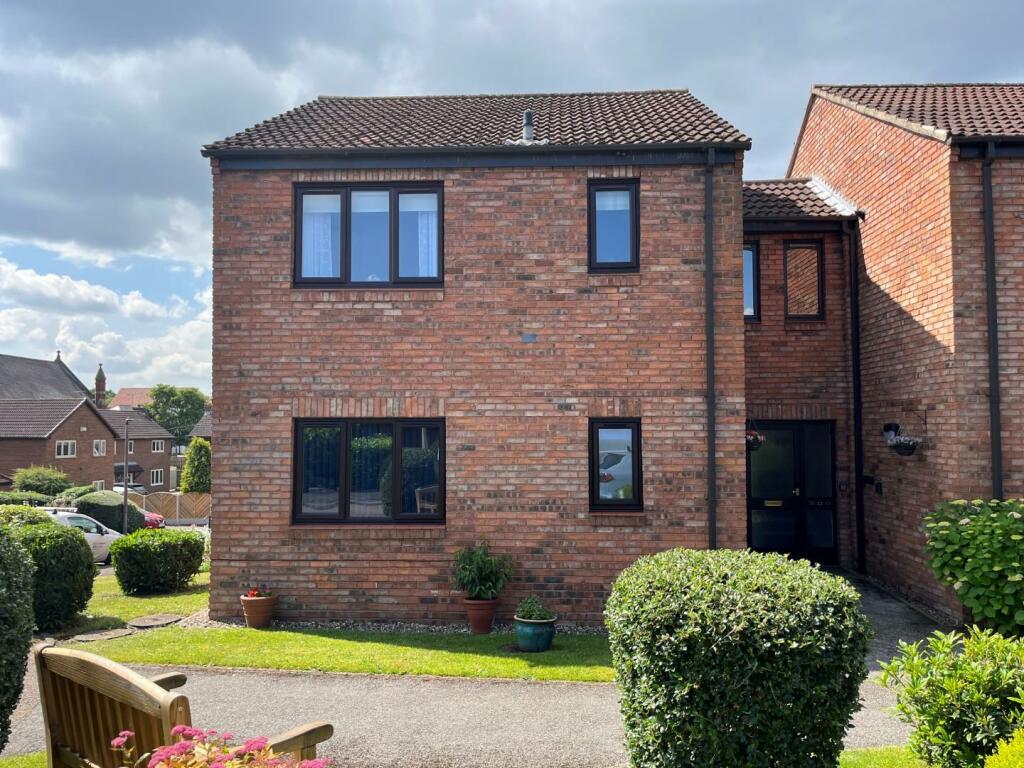 1 bedroom flat for sale in Peakes Croft, Bawtry, Doncaster, DN10 6RJ, DN10