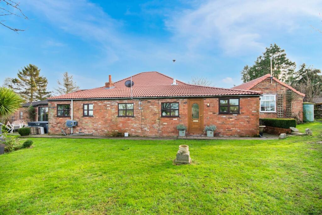 Main image of property: Gringley Road, Beckingham, Doncaster