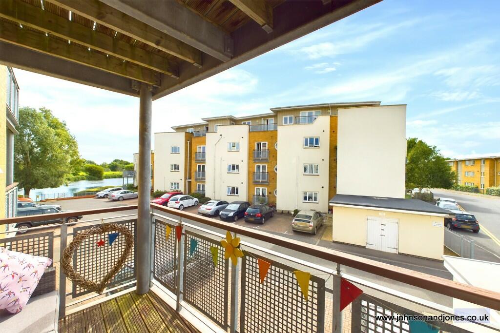 2 bedroom apartment for sale in Bridge Wharf, Chertsey, Surrey, KT16
