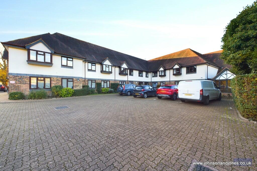 2 bedroom retirement property for sale in Abbey Court, Abbey Road