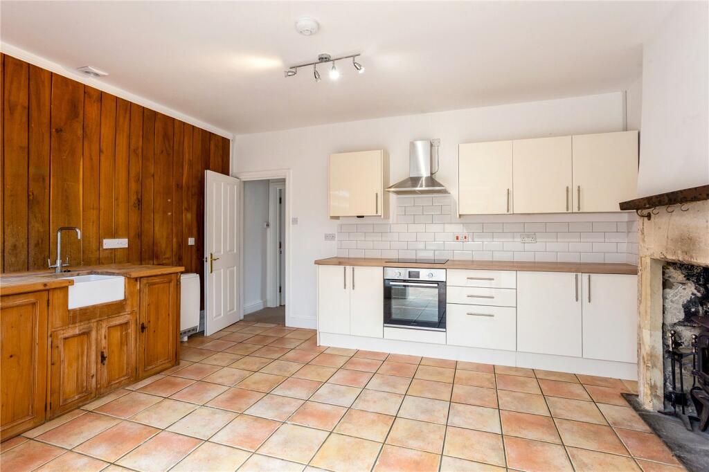 3 bedroom end of terrace house for sale in Hemington, Radstock