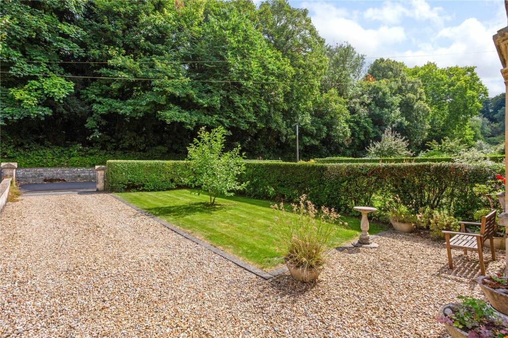 Additional property image - Sunnybank, Bath, Somerset, BA2