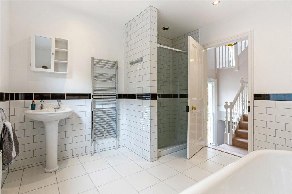Additional property image - Sunnybank, Bath, Somerset, BA2