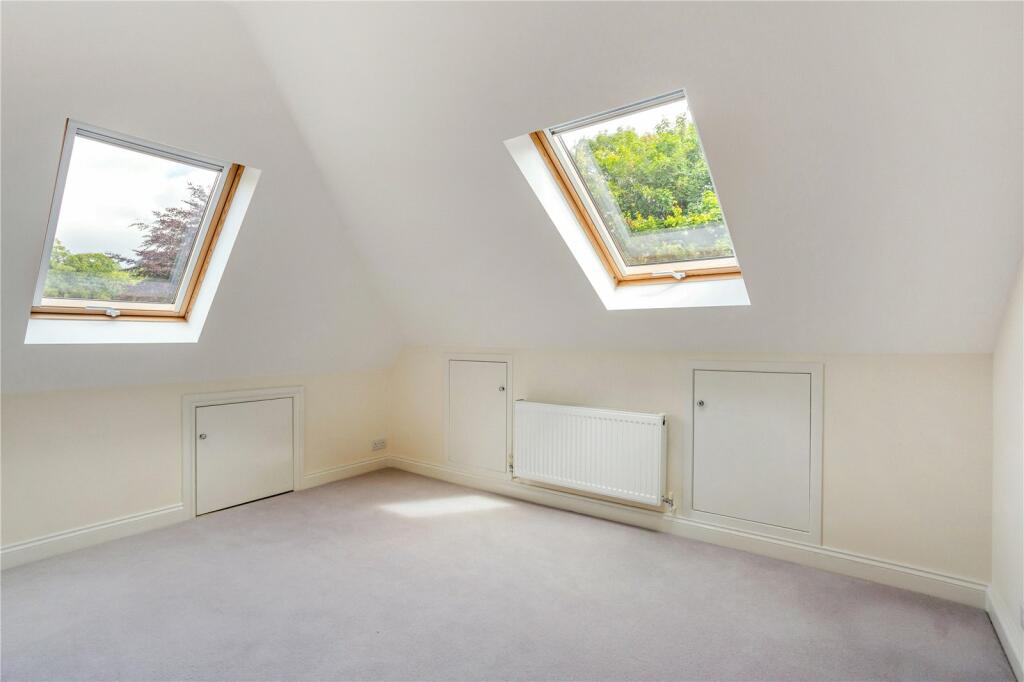 Additional property image - Sunnybank, Bath, Somerset, BA2