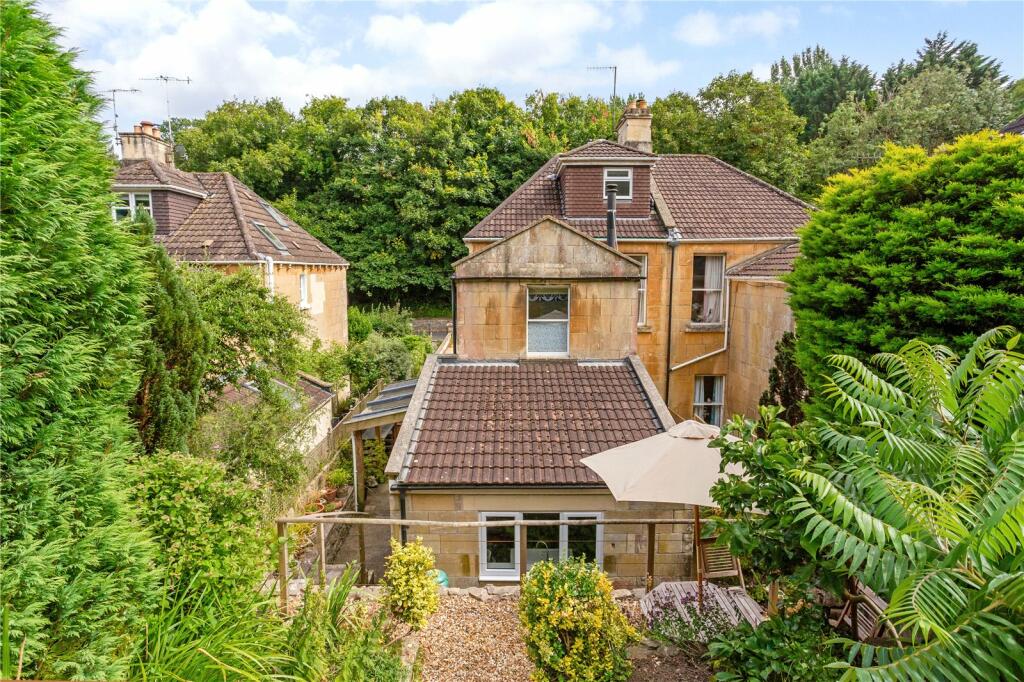 Additional property image - Sunnybank, Bath, Somerset, BA2