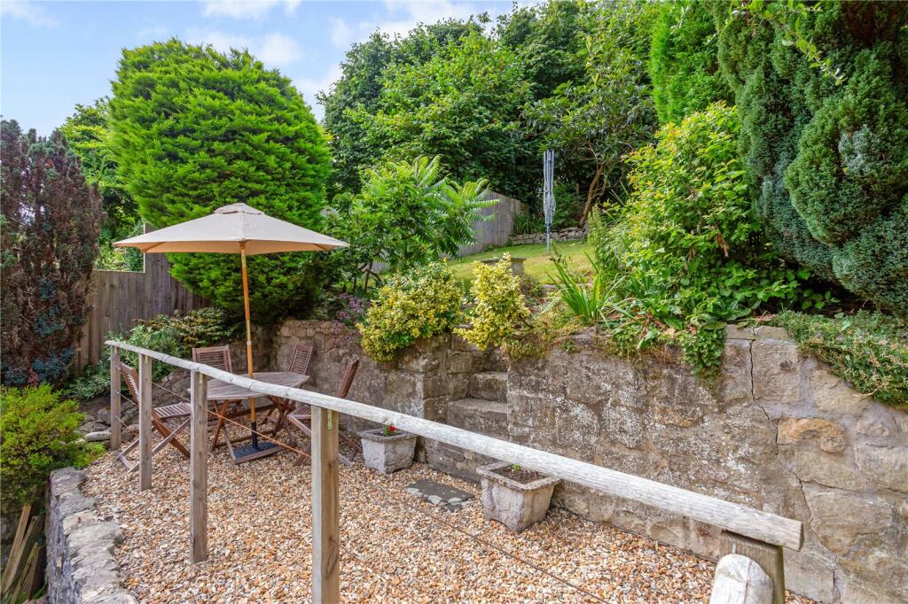 Additional property image - Sunnybank, Bath, Somerset, BA2