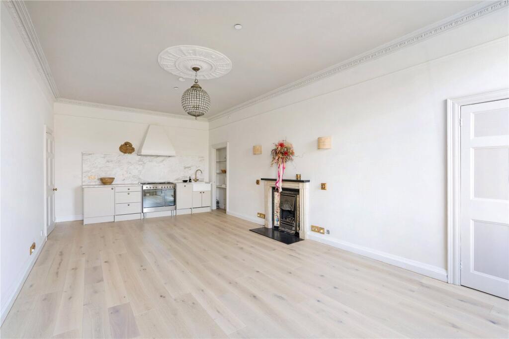 Additional property image - Cavendish Place, Bath, Somerset, BA1