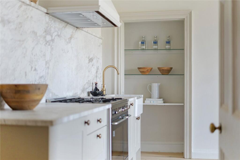 Additional property image - Cavendish Place, Bath, Somerset, BA1