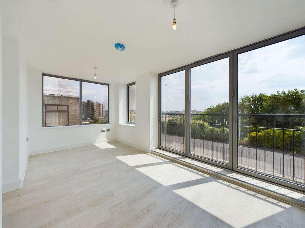 Additional property image - Apartment 4, Birnbeck Lodge, Birnbeck Road, Weston-Super-Mare, BS23