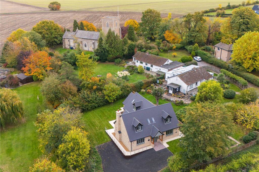 Main image of property: Robins Lane, Lolworth, Cambridge, Cambridgeshire, CB23