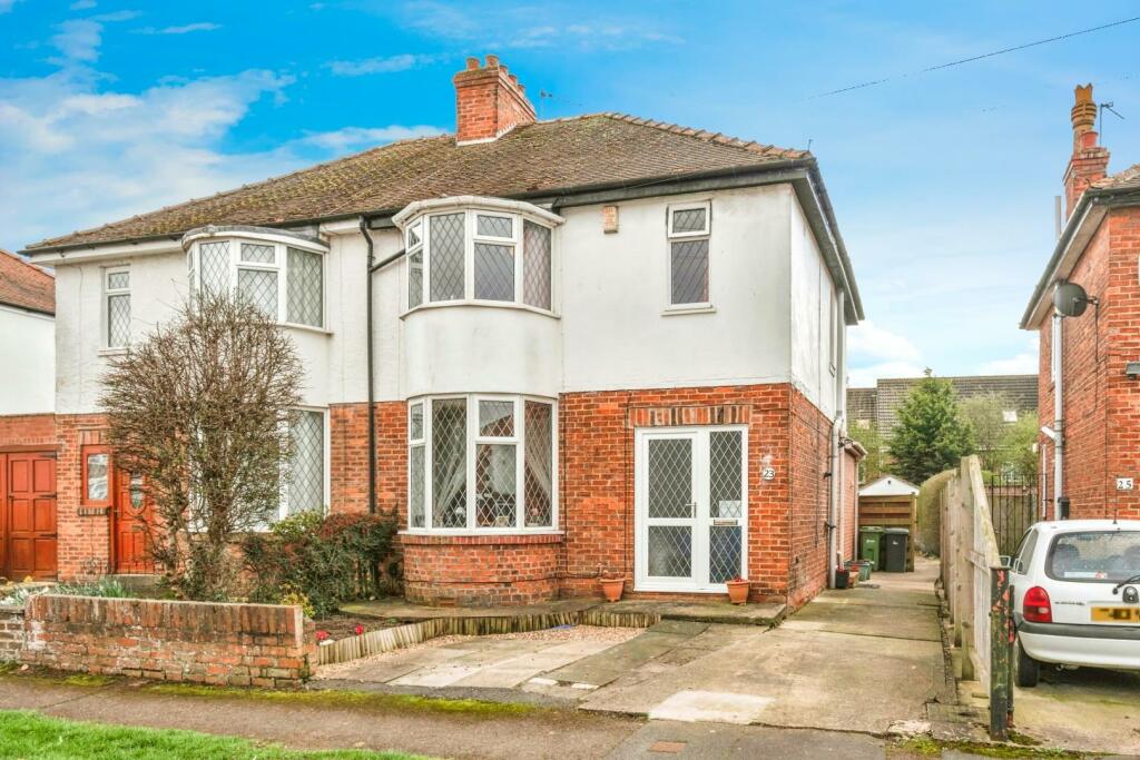 3 bedroom semi-detached house for sale in Melwood Grove, York, YO26