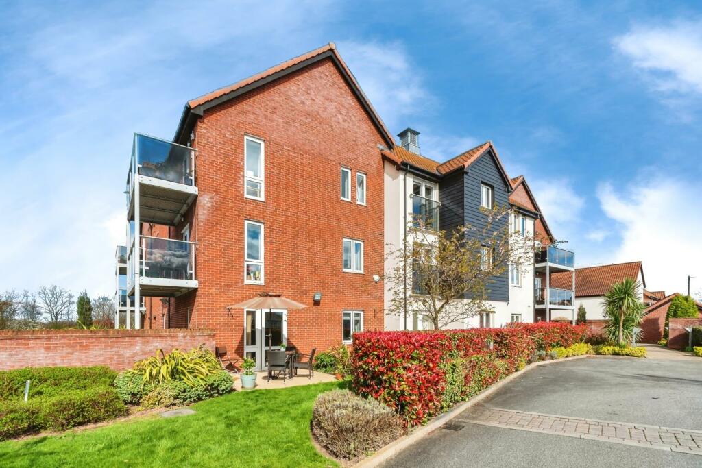 1 bedroom retirement property for sale in Top Lane, Copmanthorpe, YO23