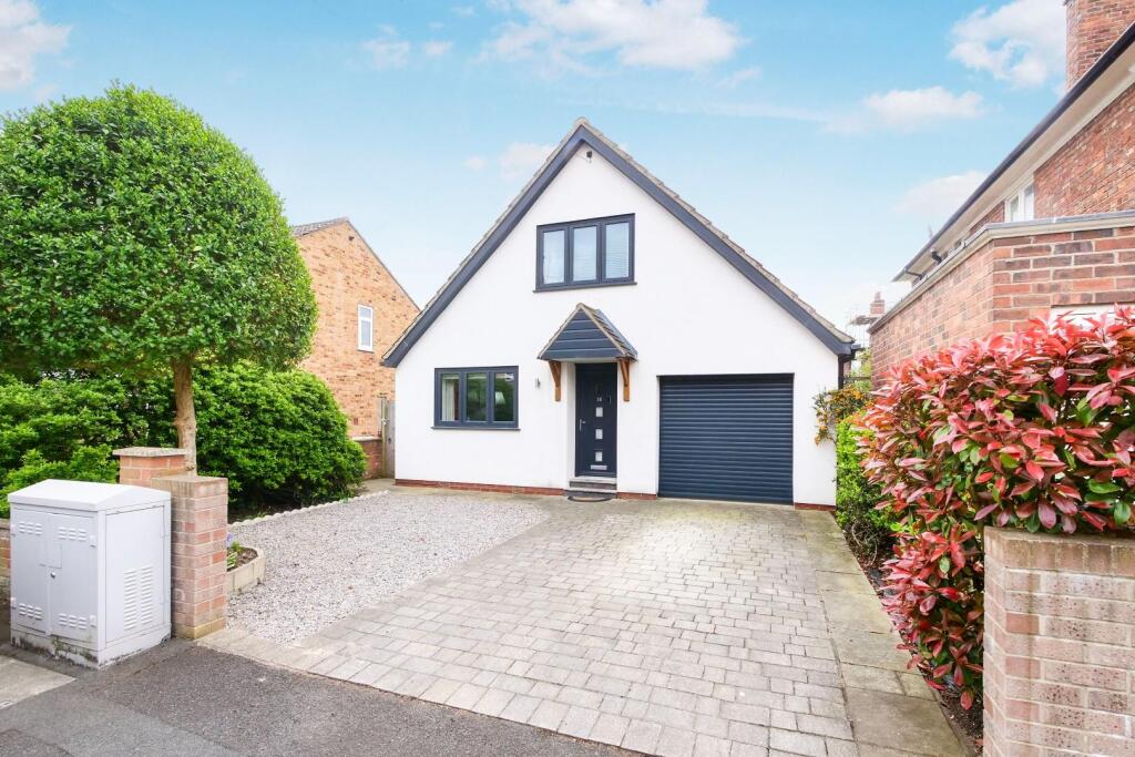 Main image of property: Moorland Road, York