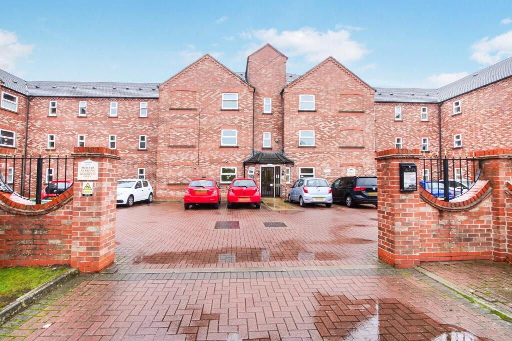 Main image of property: Hansom Place, York