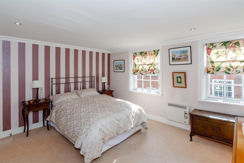 4 bedroom town house for sale in 1 Stonegate Court, Blake Street, York, YO1