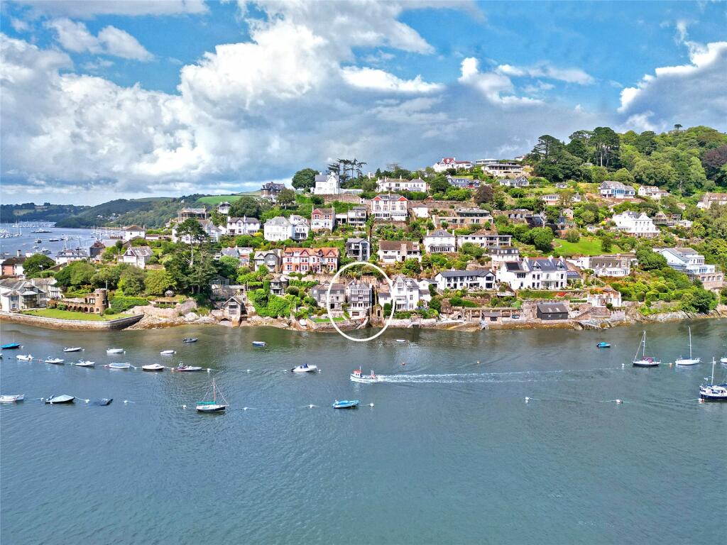 4 bedroom detached house for sale in Beacon Road, Kingswear