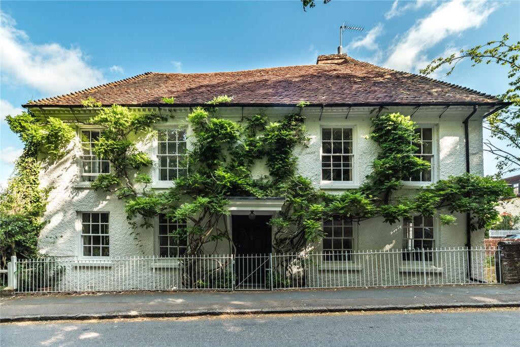 Main image of property: The Street, Puttenham, Guildford, Surrey, GU3